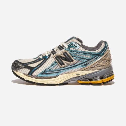 New balance fashion shoes - new,